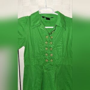 Marc By Marc Jacobs Vibrant Green Top Botton Top
